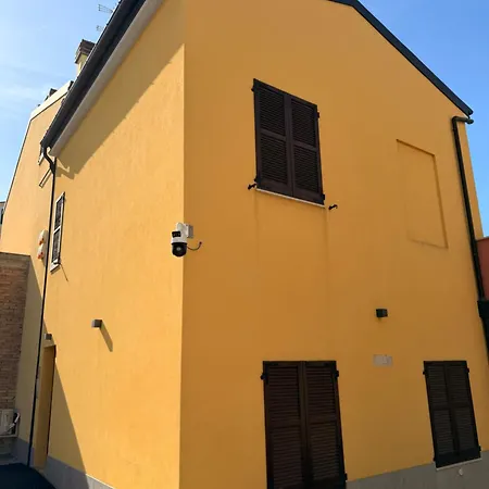 Da Nella 1 *